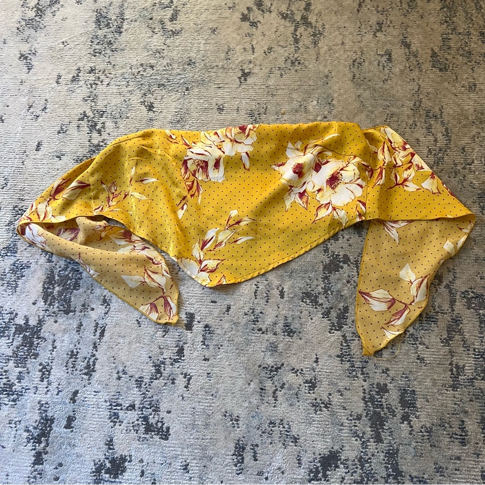 Yellow floral / polka dotted bandana tie top. Brand is blue blush. Built in bra